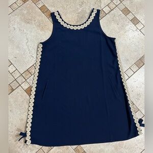 EUC Lilly Pulitzer Stella Shift Dress - Navy and Gold - 16
